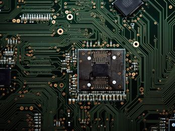 chip-dien-tu-05.jpg